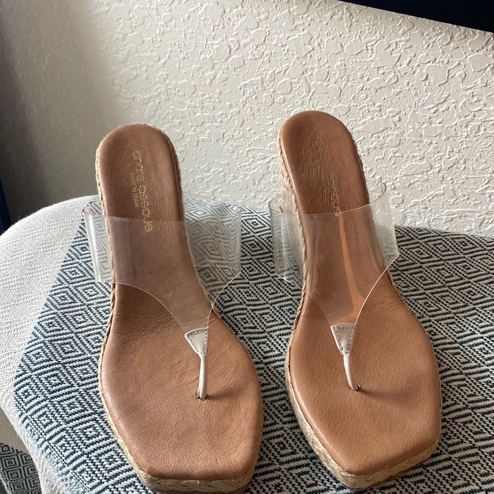 Andre Asseous Wedges thong strap